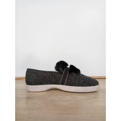 Chausson textile gris fourrure noir | Grande taille femme | ROMIKA