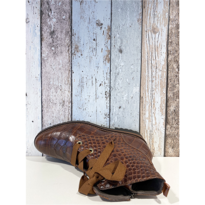 boots oeillet 8.08.02