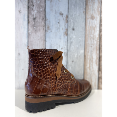 boots oeillet 8.08.02