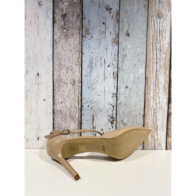 Escarpin talon très haut  en cuir en grande taille pour femme