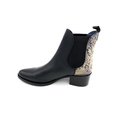 Bottine chelsea à talon en cuir noir | Grande taille femme | Pintodiblu