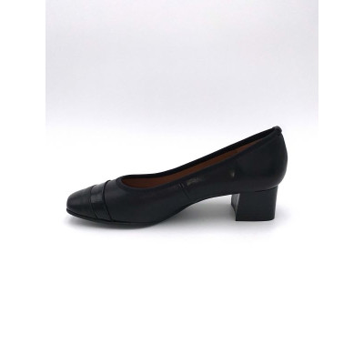 Trotteur à talon en cuir noir bout coupé | Petite taille femme | Ellen Kassel