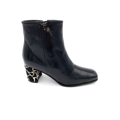 Bottine chelsea à talon en cuir vernis noir | Petite pointure femme | Ellen Kassel