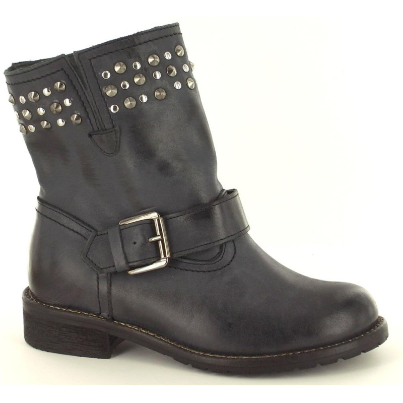 bottine clous