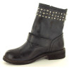 bottine clous