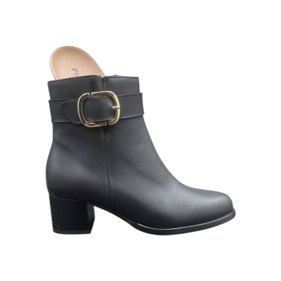 bottine en cuir noir avec boucle petite taille